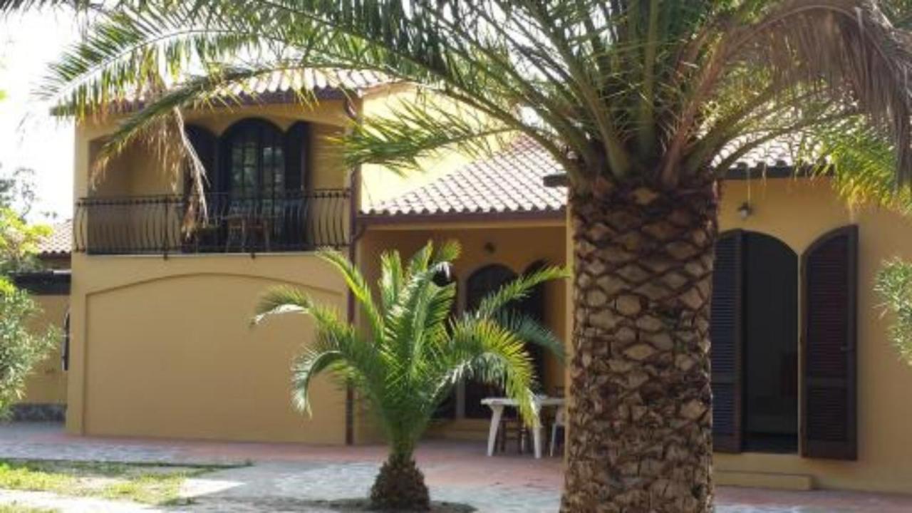 Villa Artistica Trilo 3 كابوليفيري المظهر الخارجي الصورة